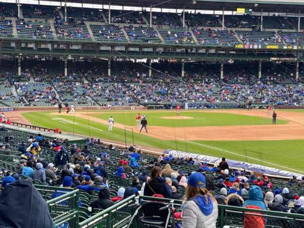 Wrigley Field, block: 231, row: 4, seat: 1