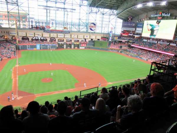 Daikin Park, block: 323, row: 9, seat: 7
