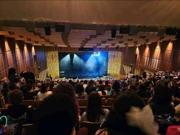 Fisher Theatre, block: Balcony R, row: T, seat: 127