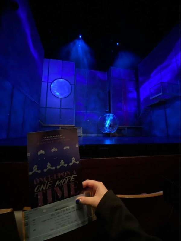 Sidney Harman Hall, block: Orchestra Center, row: B, seat: 117