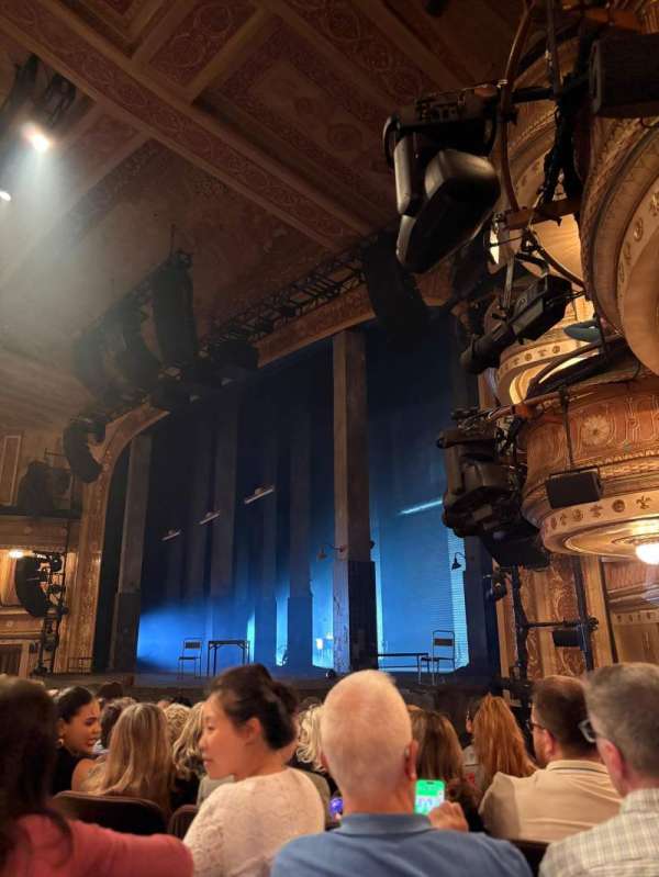 Winter Garden Theatre, block: Orchestra R, row: L, seat: 30