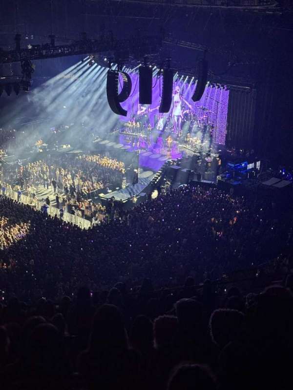 OVO Hydro, block: 334, row: DD, seat: 325