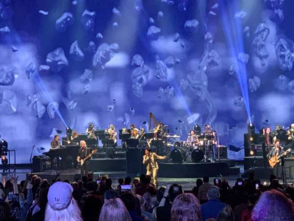 The Colosseum At Caesars Palace, block: 203, row: F, seat: 323