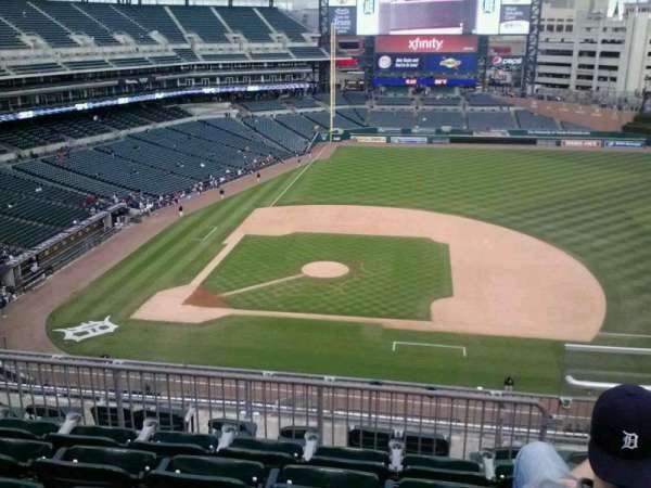 Comerica Park, block: 322, row: 5, seat: 6