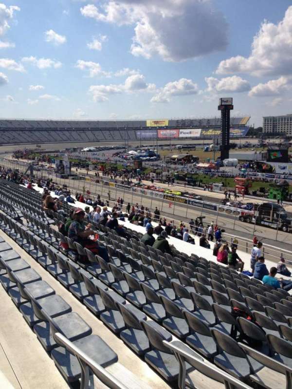 Dover Motor Speedway, block: 245, row: 37, seat: 10