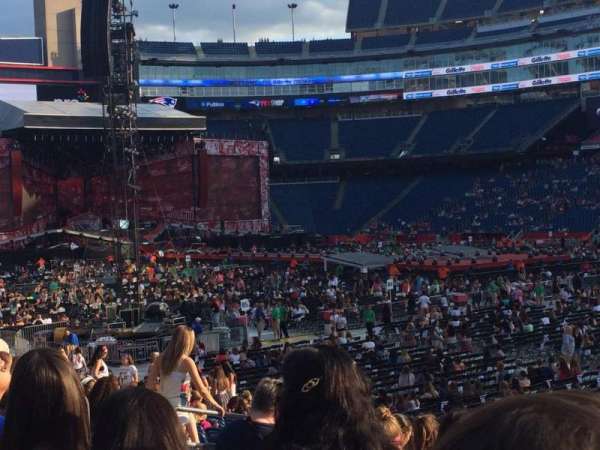 Gillette Stadium, block: 105, row: 18, seat: 1