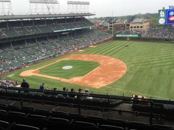 Wrigley Field, block: 427R, row: 6, seat: 17