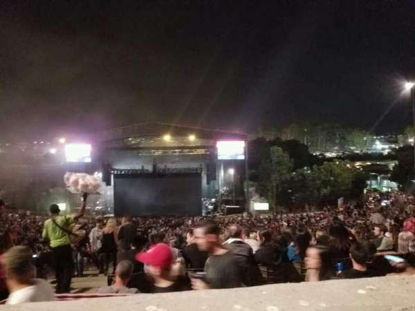 Irvine Meadows Amphitheatre, block: Terrace 11, row: AAA, seat: 31