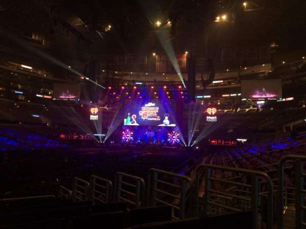 Crypto.com Arena, block: 105, row: 10, seat: 4