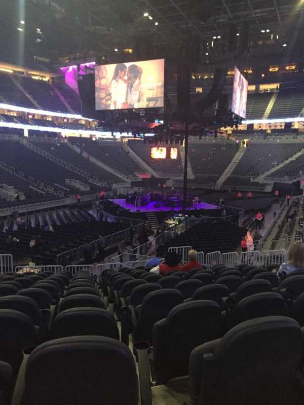 T-Mobile Arena, block: 2, row: j