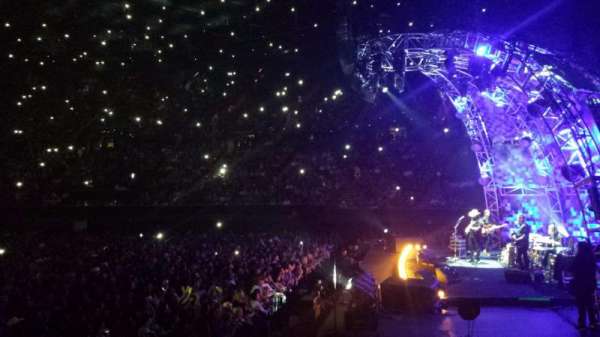 Kia Forum, block: 113, row: 3, seat: 8