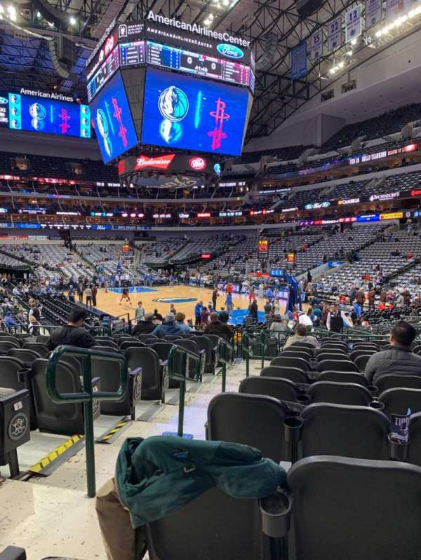 American Airlines Center, block: 102, row: M, seat: 13