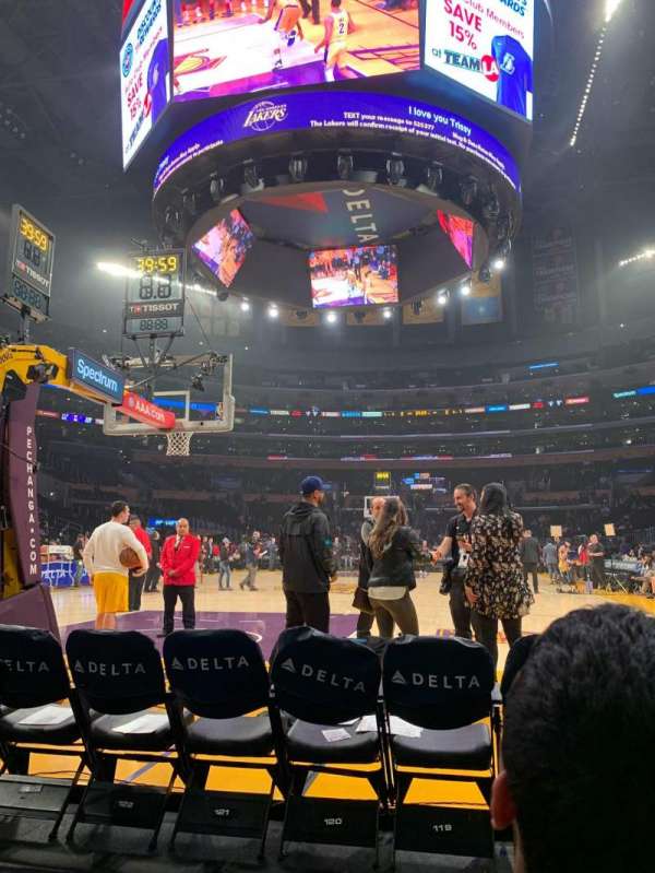 Crypto.com Arena, block: 115, row: B, seat: 4