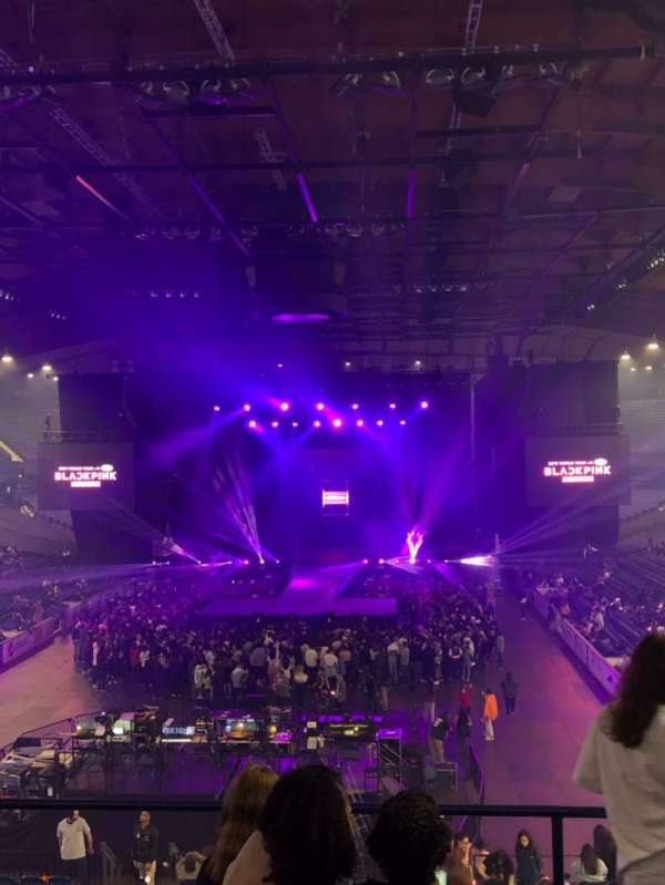 Allstate Arena, block: 214, row: E, seat: 21