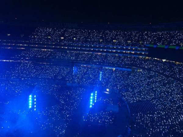 MetLife Stadium, block: 335, row: 6, seat: 9