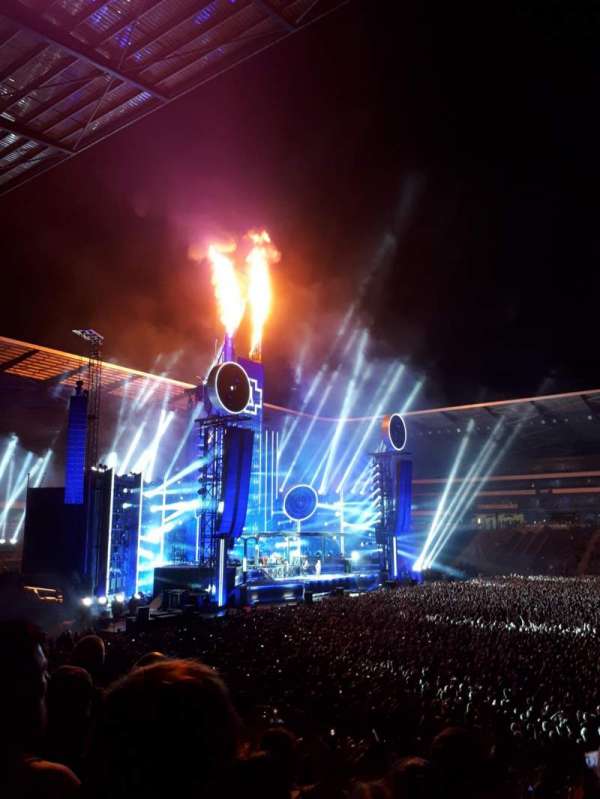 Stadium MK, block: 3, row: z, seat: 62