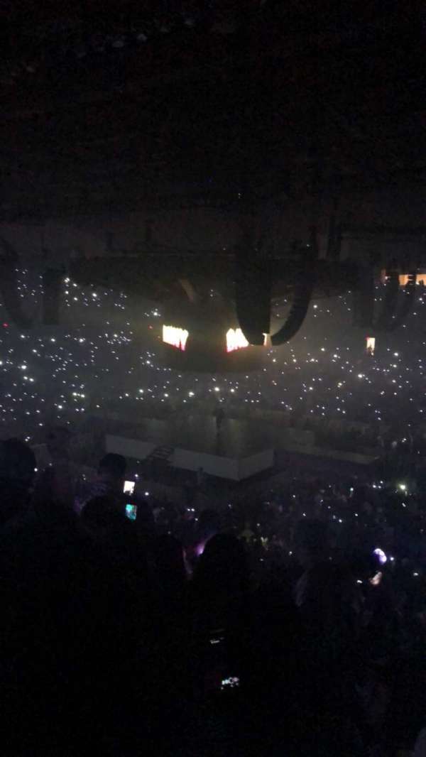 Allstate Arena, block: 209, row: E, seat: 22