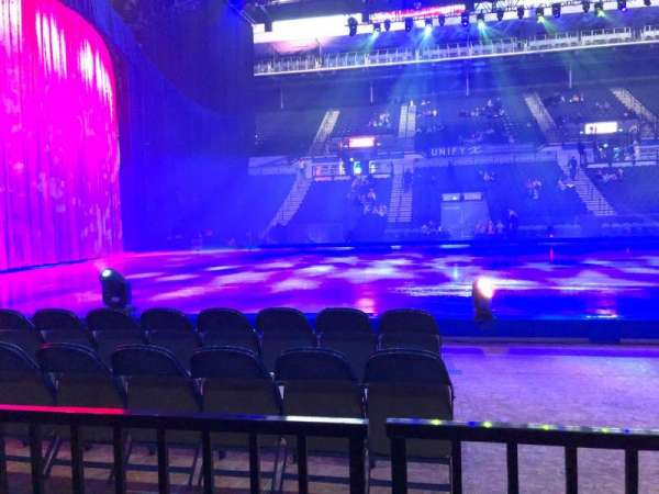 Utilita Arena Sheffield, block: 104, row: B, seat: 1