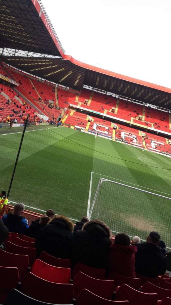 The valley, block: G, row: N, seat: 115