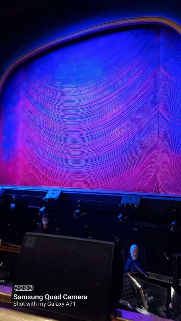 London Coliseum, block: Stalls, row: A, seat: 5