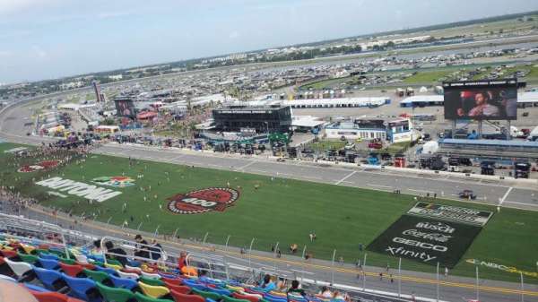 Daytona International Speedway, block: 464, row: 40, seat: 26