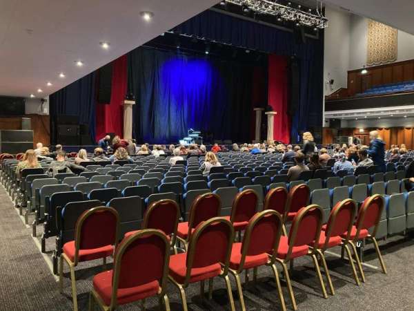 Portsmouth Guildhall, block: US, row: AA, seat: 1