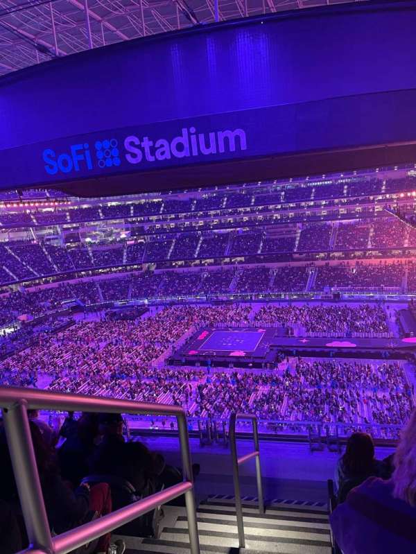 SoFi Stadium, block: 352, row: 5, seat: 23