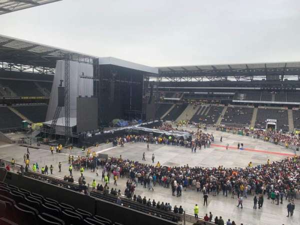 Stadium MK, block: U4, row: MM, seat: 100