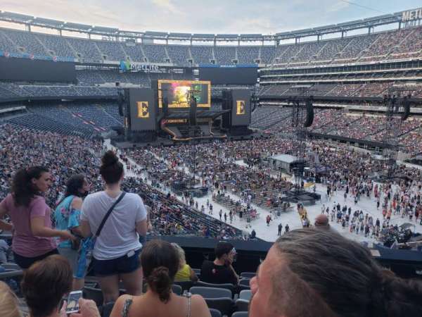 MetLife Stadium, block: 231a, row: 7, seat: 20