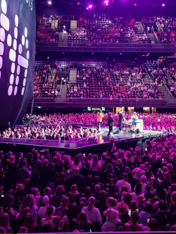 Ziggo Dome, block: 111, row: 1, seat: 387