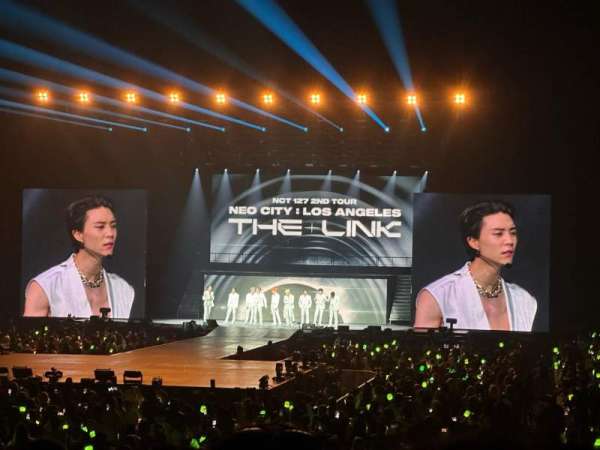 Crypto.com arena, block: 106, row: 14, seat: 4