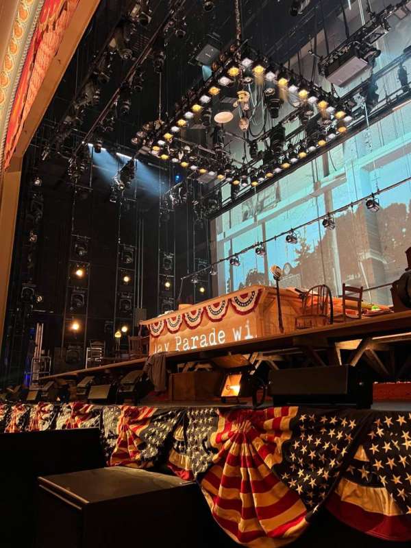 Bernard B. Jacobs Theatre, block: Orchestra R, row: B, seat: 8