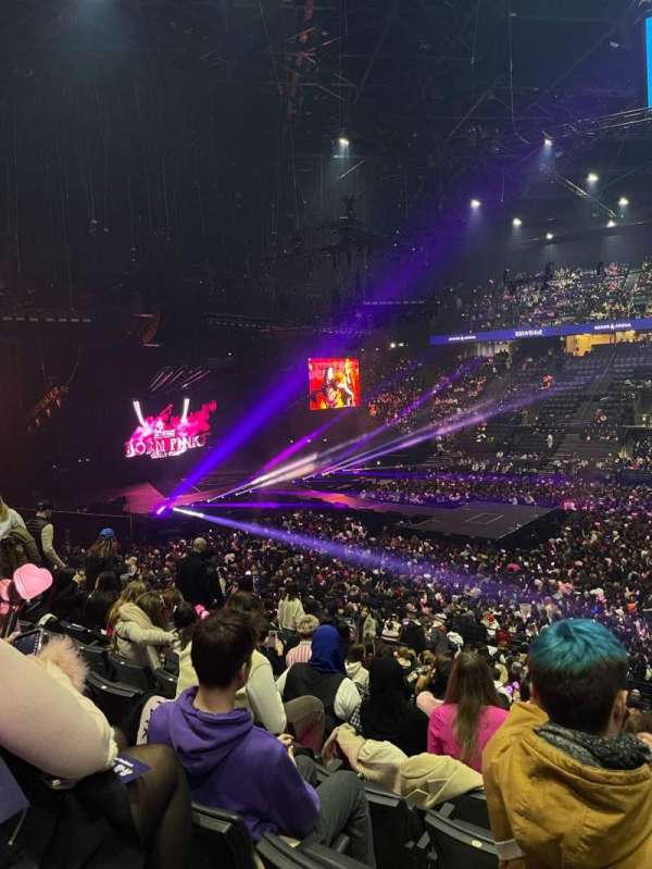 Accor Arena, block: Gradin P, row: 7, seat: 6