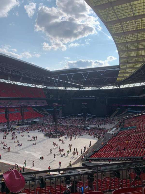Wembley Stadium, block: 208, row: 15, seat: 174