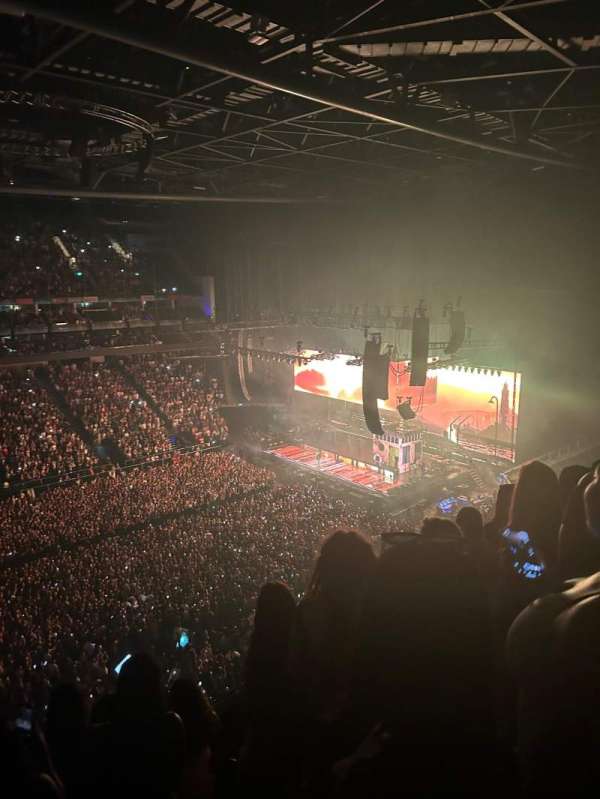 The O2, London, block: 418, row: e, seat: 887