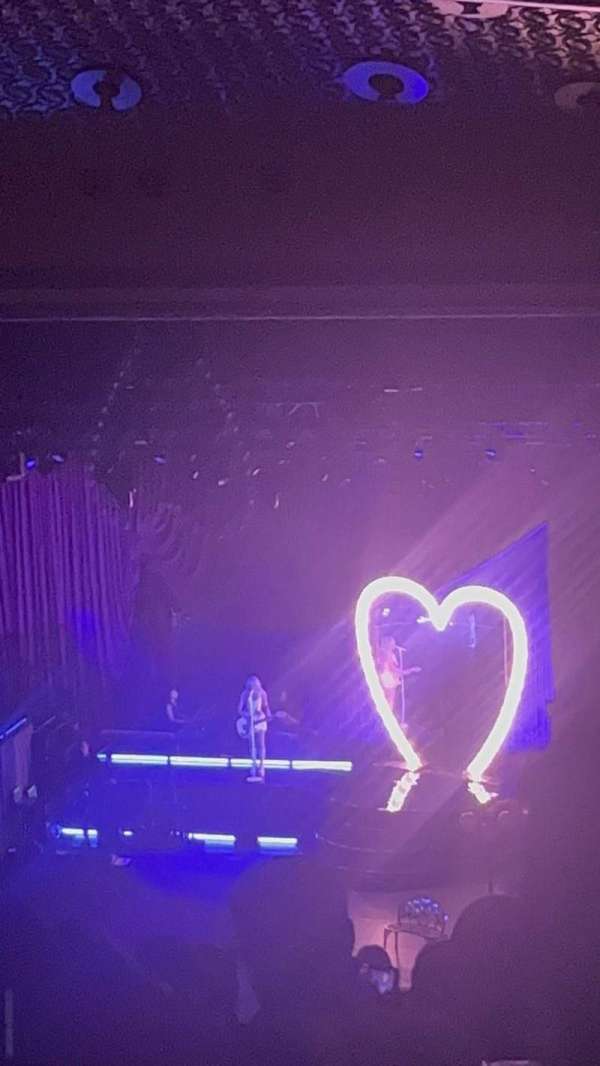 O2 Apollo Manchester, block: Circle, row: T, seat: 3