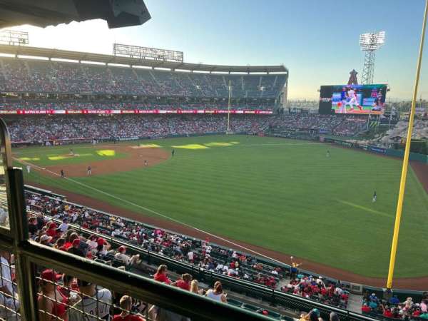 Angel Stadium, block: Suite 77