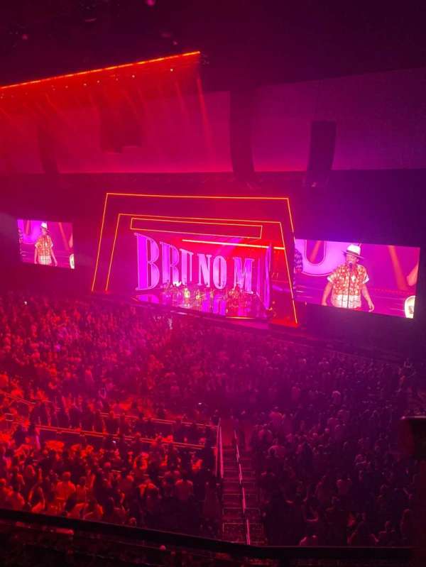 Dolby Live, block: 403, row: A, seat: 1