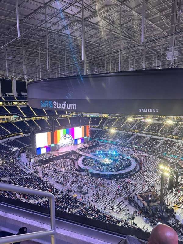 SoFi Stadium, block: 421, row: 3, seat: 22