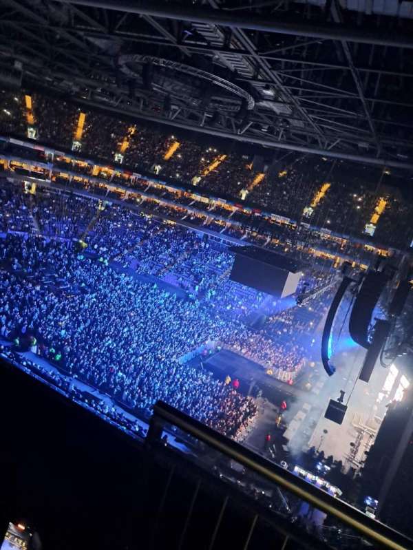 The O2, London, block: 422, row: D