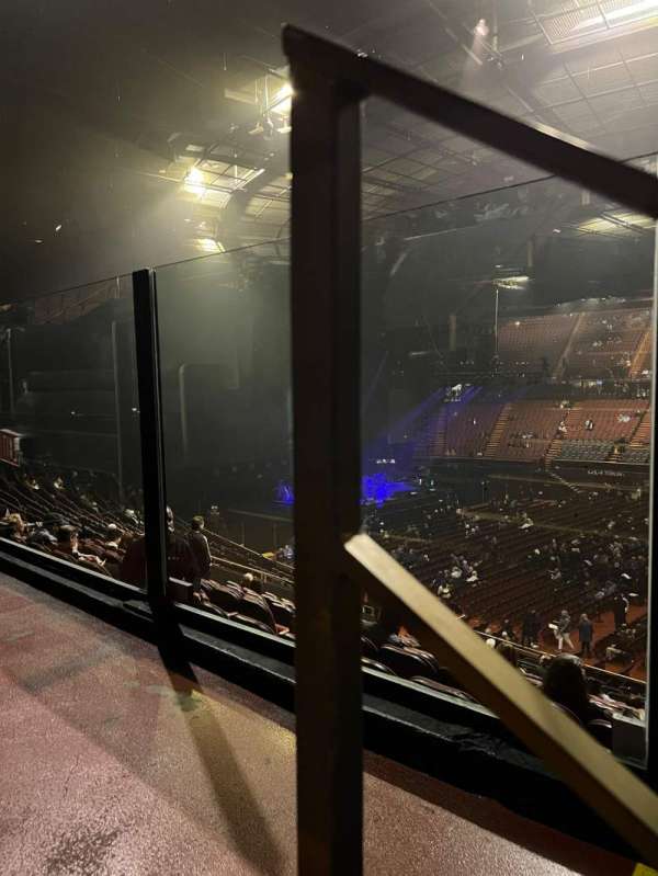 Kia Forum, block: 229, row: 2, seat: 1