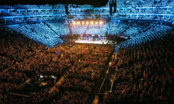 The O2, London, block: 106, row: V, seat: 193
