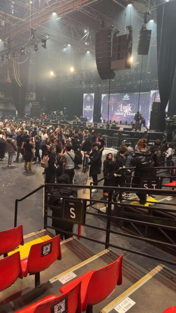 Zenith Paris, block: S, row: 7, seat: 277