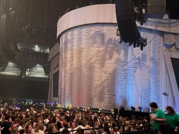 AFAS Dome, block: 114, row: 11, seat: 4