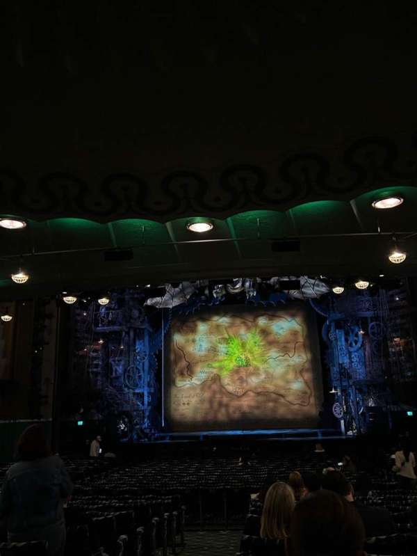 Apollo Victoria Theatre, block: Stalls, row: ZZ, seat: 16