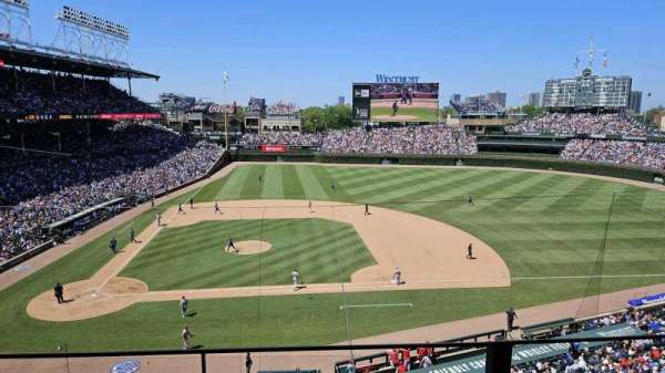 Wrigley Field, block: 323R, row: 2, seat: 15