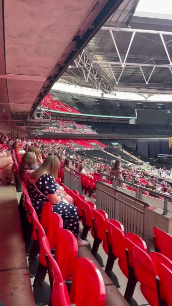 Wembley Stadium, block: 122, row: 40, seat: 266