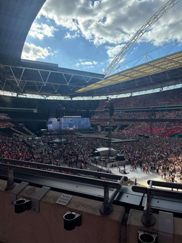 Wembley Stadium, block: 220, row: 2, seat: 158