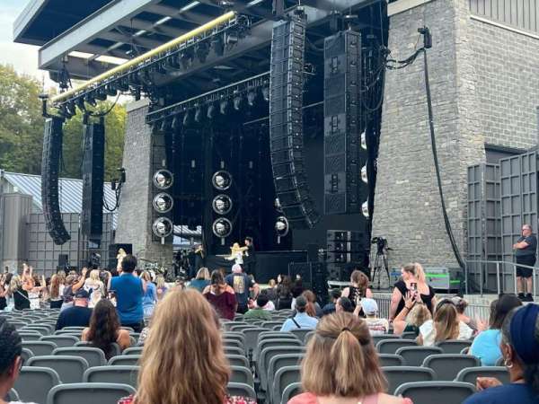 FirstBank Amphitheater, block: 101, row: HH, seat: 6