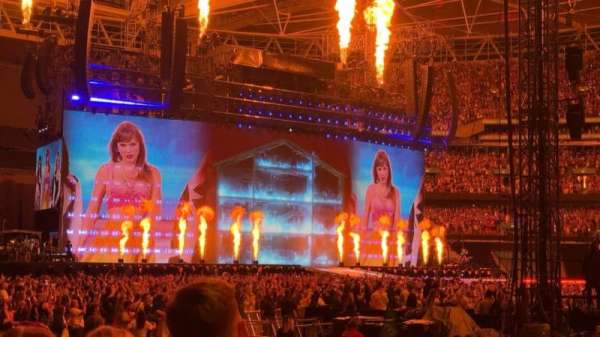 Wembley Stadium, block: 122, row: 7, seat: 302